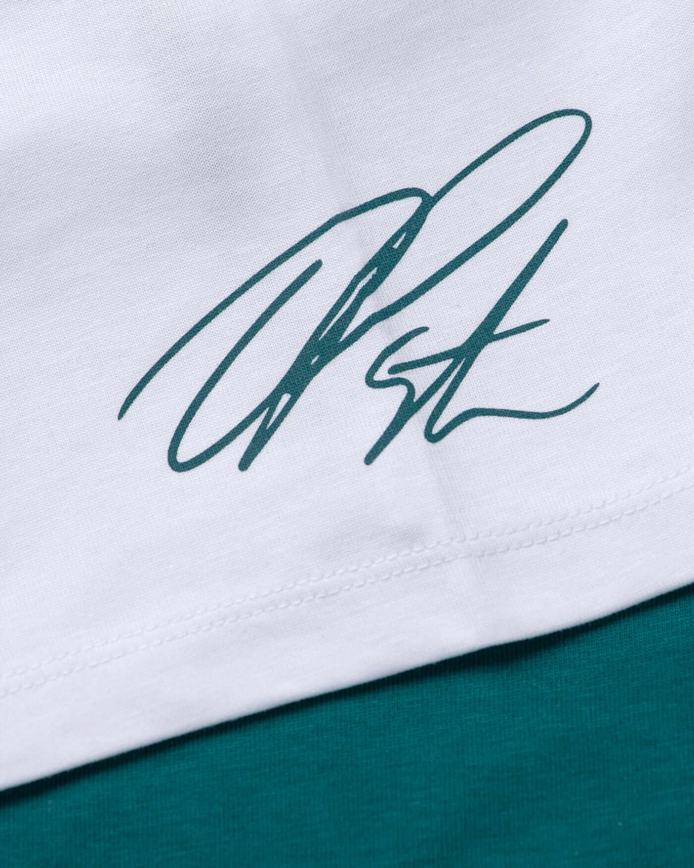 Home Race '26 T-Shirt - Green featuring Oscar Piastri's signature on a classic white background.