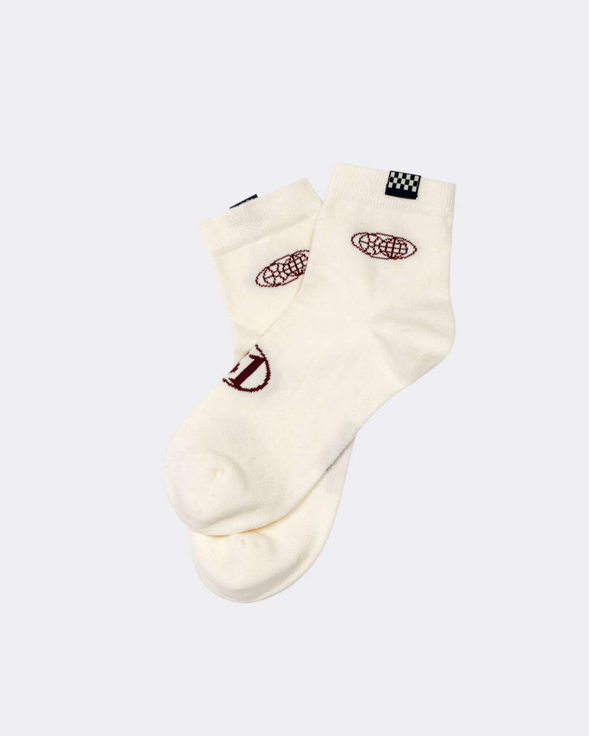 World Circuit Crew Socks - Off White, featuring globe emblem on cotton blend fabric.